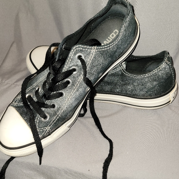 Converse | Ox Low Top Shoes in Washed Black - Picture 5 of 7